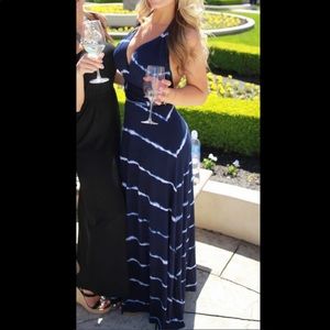 Vici Estam Convertible Top Maxi Dress